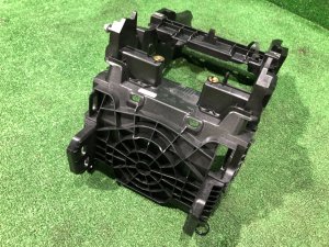 Кронштейн центральной консоли LAND ROVER RANGE ROVER SPORT OEM LR117607, JK62-67456-A, 2019