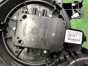 Вентилятор печки LAND ROVER RANGE ROVER SPORT OEM LR082159 2019 PТ204