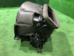 Вентилятор печки LAND ROVER RANGE ROVER SPORT OEM LR082159 2019 PТ204