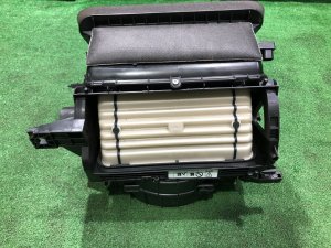 Вентилятор печки LAND ROVER RANGE ROVER SPORT OEM LR082159 2019 PТ204