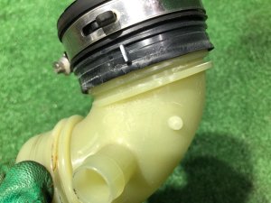 Патрубок дроссельной заслонки LAND ROVER RANGE ROVER SPORT OEM LR116638, LR101005 2019