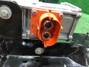 Инвертор LAND ROVER RANGE ROVER SPORT OEM LR101846, JPLA-75522-AH 2019 PТ204