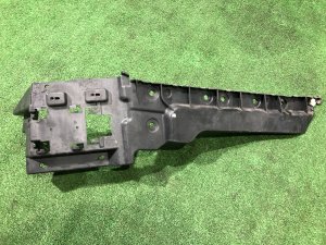 Крепление заднего бампера правое LAND ROVER RANGE ROVER SPORT OEM LR121474, KK62-17A881-AC 2019
