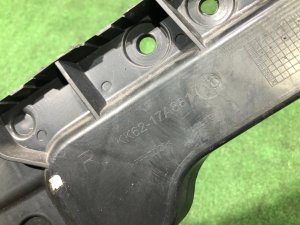Крепление заднего бампера правое LAND ROVER RANGE ROVER SPORT OEM LR121474, KK62-17A881-AC 2019