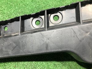 Крепление заднего бампера левое LAND ROVER RANGE ROVER SPORT OEM KK62-17A882-AC, LR128160 2019