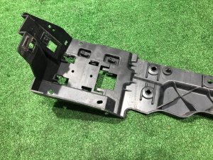 Крепление заднего бампера левое LAND ROVER RANGE ROVER SPORT OEM KK62-17A882-AC, LR128160 2019