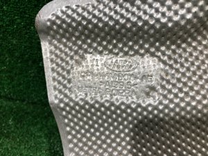 Тепловые экраны глушителя LAND ROVER RANGE ROVER SPORT OEM LR092621, LR136830 2019 PТ204