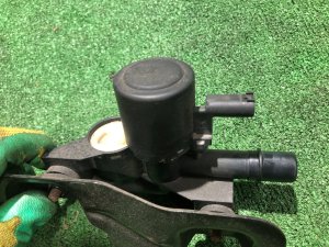 Клапан вентиляции бензобака LAND ROVER RANGE ROVER SPORT OEM LR117394, JPLA-9285-AA, JPLA-9B394-AB 2019