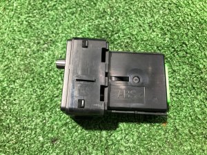 Кнопка регулировки яркости панели приборов LAND ROVER RANGE ROVER SPORT OEM LR120544 2019