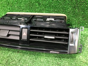 Регулятор воздушного потока центр LAND ROVER RANGE ROVER SPORT OEM LR118860, JK62-01820-AF 2019 PТ204