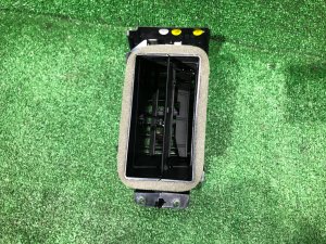 Регулятор воздушного потока левый LAND ROVER RANGE ROVER SPORT OEM LR044686 2019 PТ204