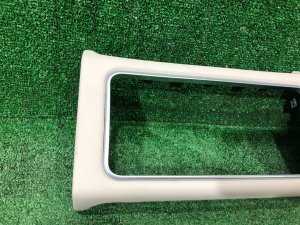 Панель торпедо LAND ROVER RANGE ROVER SPORT OEM LR100259 2019