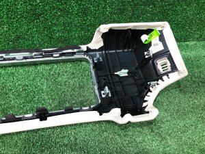 Панель торпедо LAND ROVER RANGE ROVER SPORT OEM LR100259 2019