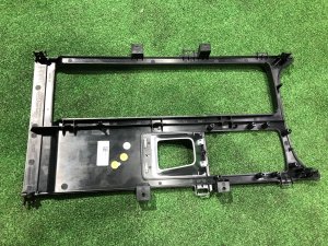 Пластик центральной консоли декор LAND ROVER RANGE ROVER SPORT OEM LR100371, JK62-044E04-BB 2019