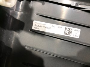 Пластик салона задний USB LAND ROVER RANGE ROVER SPORT OEM LR044984, DK62-04569-A 2019