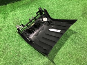 Пластик салона задний USB LAND ROVER RANGE ROVER SPORT OEM LR044984, DK62-04569-A 2019