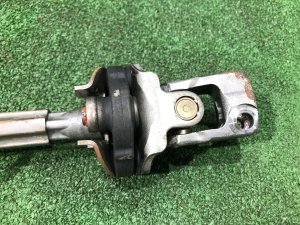 Рулевой карданчик LAND ROVER RANGE ROVER SPORT OEM LR033654 2019