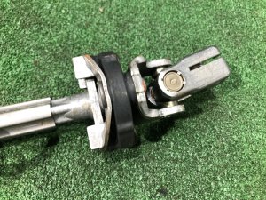 Рулевой карданчик LAND ROVER RANGE ROVER SPORT OEM LR033654 2019