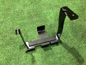 Крепление аккумулятора LAND ROVER RANGE ROVER SPORT OEM LR099081, JPLA-10748-AD 2019