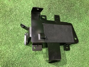Крепление аккумулятора LAND ROVER RANGE ROVER SPORT OEM LR099081, JPLA-10748-AD 2019