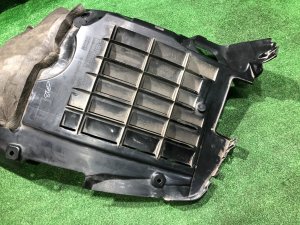 Подкрылок передний правый LAND ROVER RANGE ROVER SPORT OEM LR076771, JPLA-16A573-A 2019
