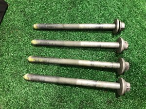 Болты задней балки LAND ROVER RANGE ROVER SPORT OEM LR124637, LR051047, LR038057, LR037508 2019