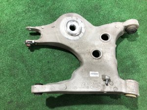 Рычаг задний правый LAND ROVER RANGE ROVER SPORT OEM LR098771, JPLA-5B531-BA 2019