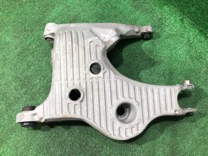 Рычаг задний левый LAND ROVER RANGE ROVER SPORT OEM LR098773, JPLA-5B531-BA 2019