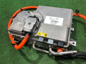 Инвертор LAND ROVER RANGE ROVER SPORT OEM LR133406, JPLA10C762AX 2019 PТ204