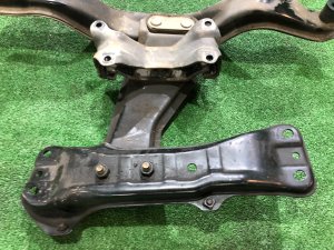 Балка мкпп SUBARU FORESTER OEM 41021FC070, 41022AC180, 41021AC330 SF5 1998 EJ202 MT