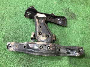 Балка мкпп SUBARU FORESTER OEM 41021FC070, 41022AC180, 41021AC330 SF5 1998 EJ202 MT
