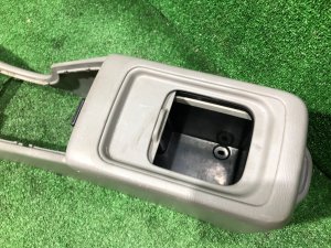 Бардачок подлокотник SUBARU FORESTER OEM 92060FC040ND SF5 1998 silver 792