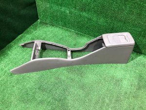 Бардачок подлокотник SUBARU FORESTER OEM 92060FC040ND SF5 1998 silver 792