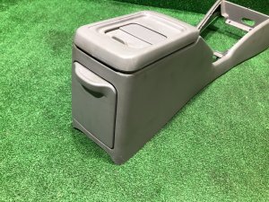 Бардачок подлокотник SUBARU FORESTER OEM 92060FC040ND SF5 1998 silver 792