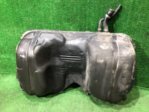 Бензобак SUBARU FORESTER OEM 42120FC070 SF5 1998 EJ202 MT