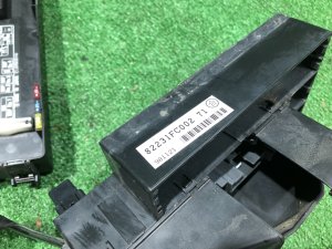 Блок предохранителей SUBARU FORESTER OEM 82231FC002 SF5 1998 EJ202 MT