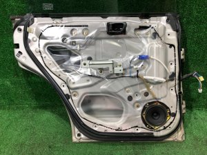 Дверь задняя левая SUBARU FORESTER OEM 61401FC013 SF5 1998 silver 792