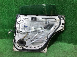 Дверь задняя правая SUBARU FORESTER OEM 61401FC003 SF5 1998 silver 792