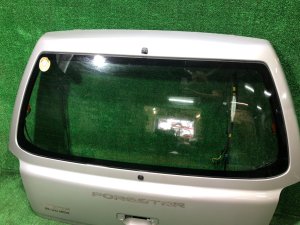 Дверь пятая SUBARU FORESTER OEM 61701FC000 SF5 1998 silver 792