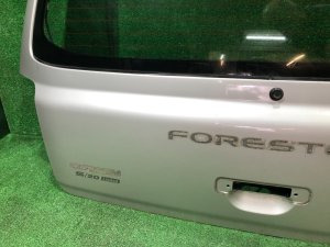 Дверь пятая SUBARU FORESTER OEM 61701FC000 SF5 1998 silver 792