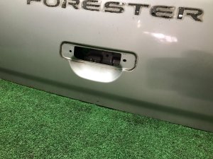 Дверь пятая SUBARU FORESTER OEM 61701FC000 SF5 1998 silver 792