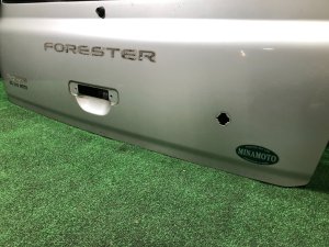 Дверь пятая SUBARU FORESTER OEM 61701FC000 SF5 1998 silver 792