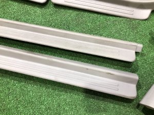 Накладки на пороги SUBARU FORESTER OEM 94065FA100, 94065FA110, 94065FC020ND, 94065FC030ND SF5 1998 silver 792