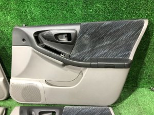 Обшивка дверей SUBARU FORESTER OEM 94050FC300ND, 94050FC310ND, 94056FC260ND, 94056FC270ND SF5 1998 silver 792