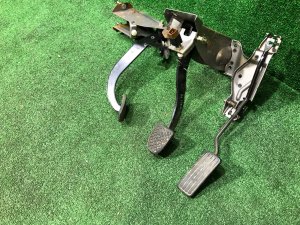 Педали 5МТ SUBARU FORESTER OEM 36015FC010, 36013AA011, 36011AA001 SF5 1998 silver 792
