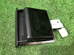 Пепельница SUBARU FORESTER OEM 66160FC001 SF5 1998 silver 792