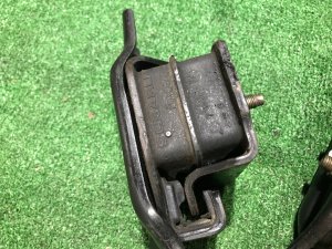 Подушки двигателя SUBARU FORESTER OEM 41022FA090, 41031FA080, 41031FA090 SF5 1998 EJ202 MT