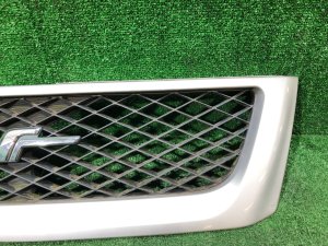 Решетка радиатора SUBARU FORESTER OEM 91065FC050SJ SF5 1998 silver 792
