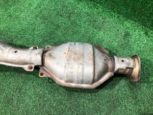 Средняя часть глушителя SUBARU FORESTER OEM 44200FA120 SF5 1998 EJ202 MT
