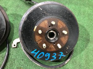 Ступицы задние барабан SUBARU FORESTER OEM 28411AA000, 28411AA010, 28016FC000, 26740FA000 SF5 1998 EJ202 MT
